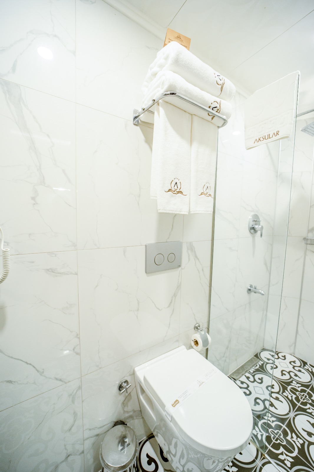Twin Room 2